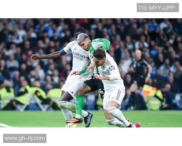 皇马与尤文图斯激战成平局比分揭晓引发球迷热议 皇马与尤文图斯激战成平局比分揭晓引发球迷热议